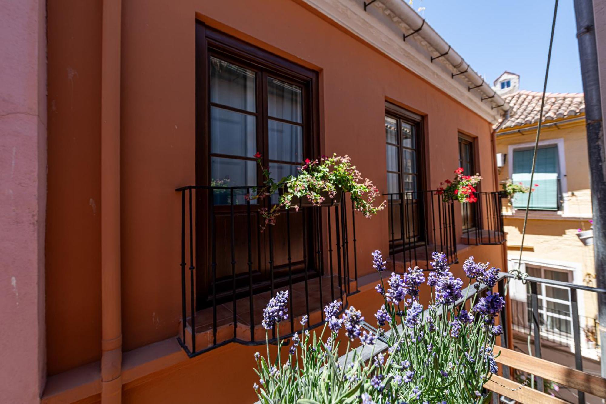 Iloftmalaga City Center Экстерьер фото